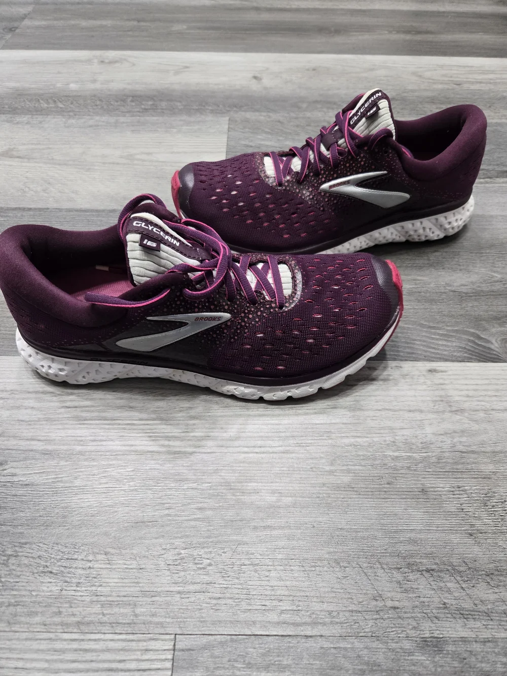 Brooks | Shoes | Brooks Glycerin 6 Running Shoes In A Purple  display picture 1